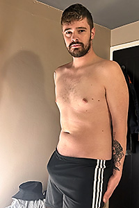 Darren-Collins Gay Male Escort Photo 3