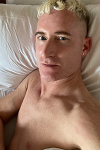 Karl-Bennett Gay Male Escort Photo 6